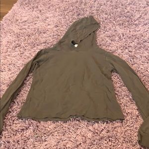 Green long sleeve t-shirt